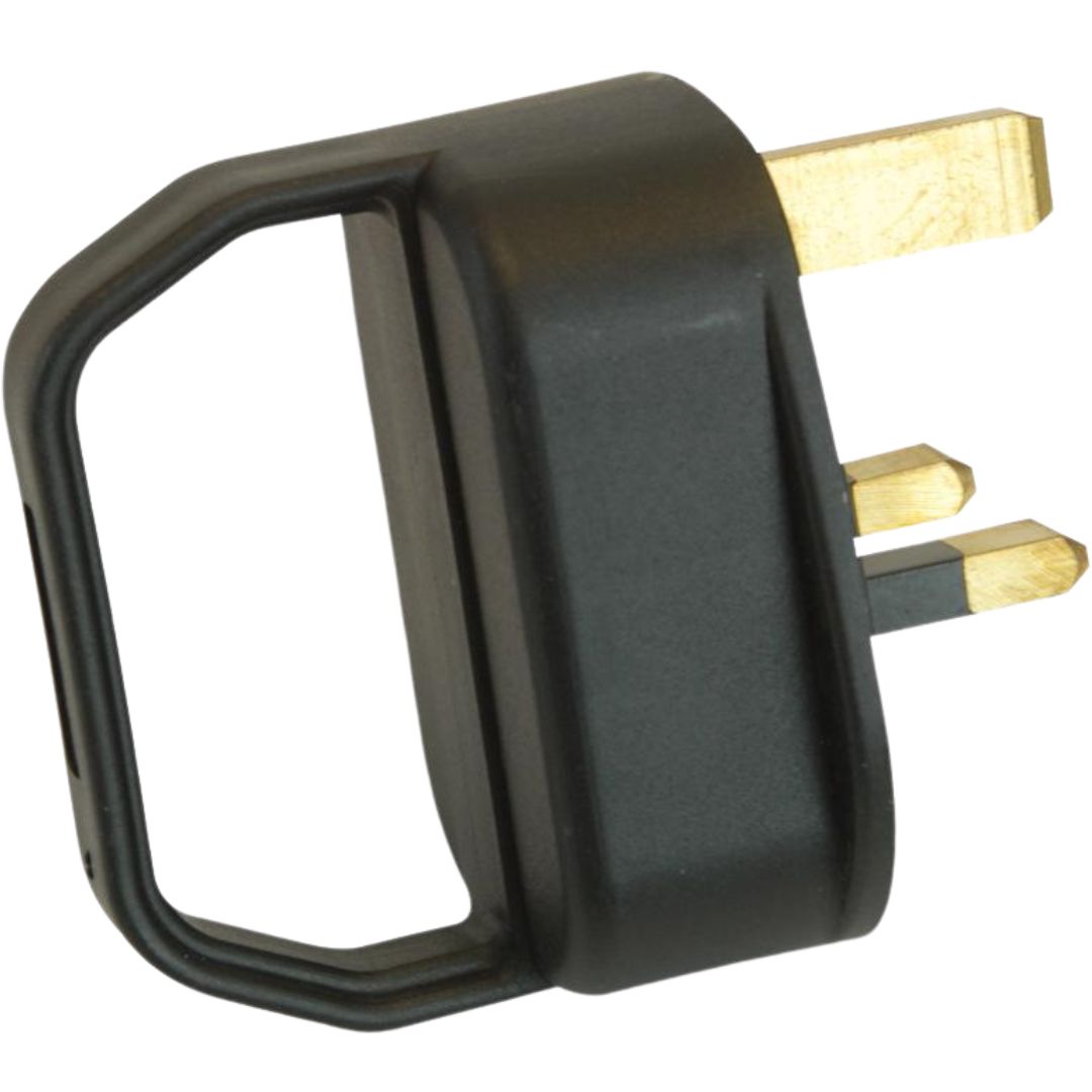 Easy Pull Plug 13A in Stylish Black or White